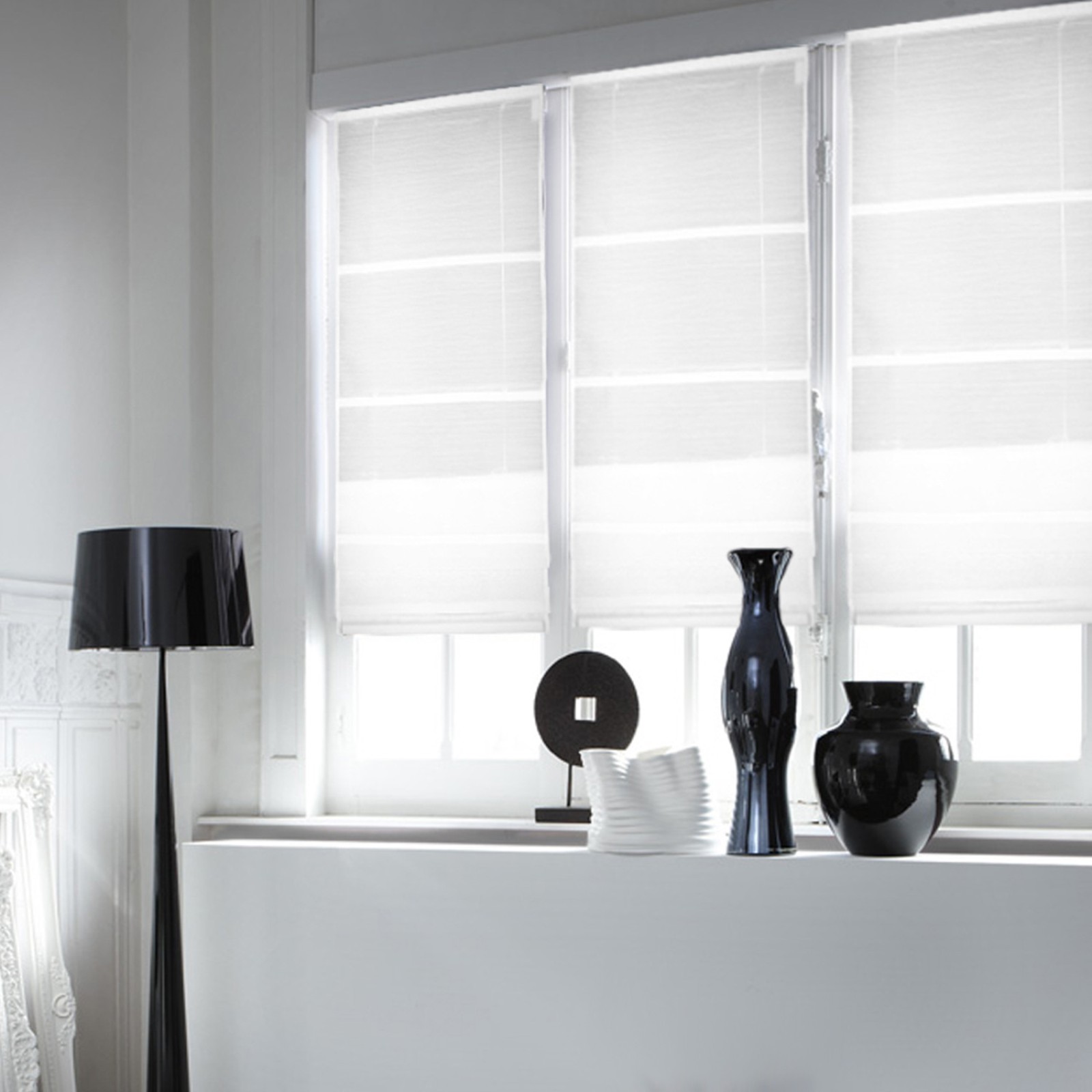 Store bateau voile rayé loft blanc