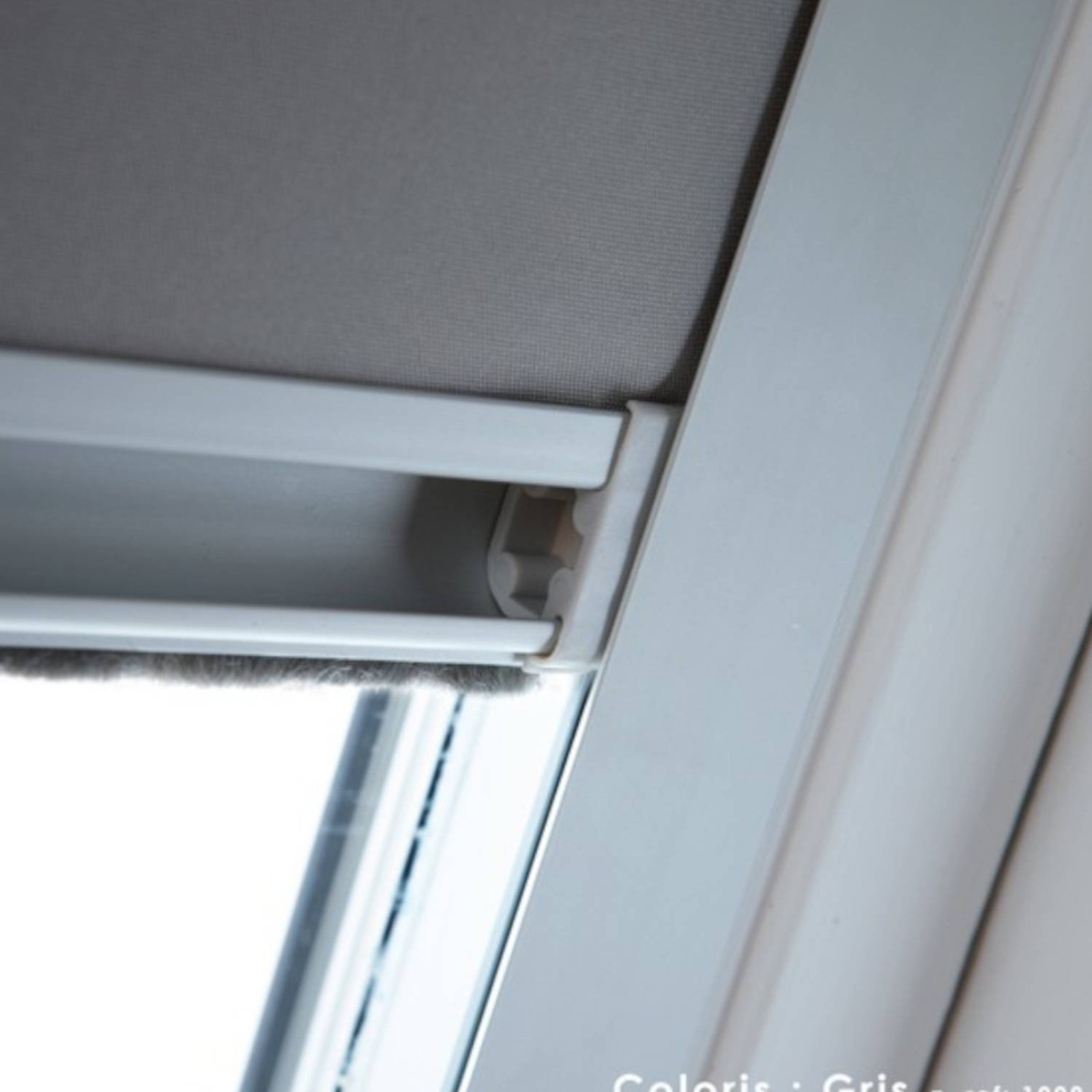 Store enrouleur occultant compatible VELUX®