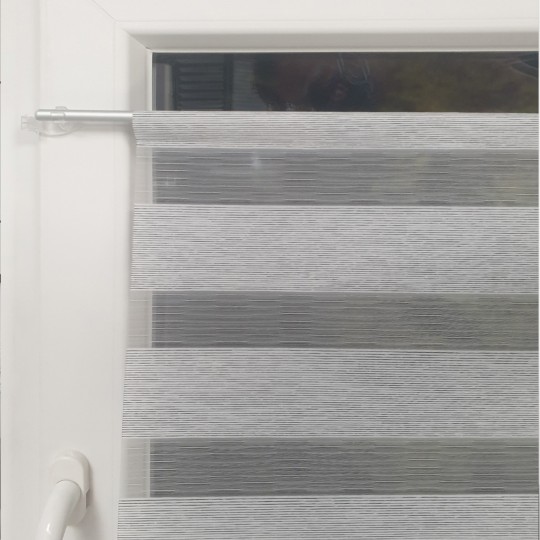 Vitrage brise-bise voile tamisant blanc et noir | madéco.fr