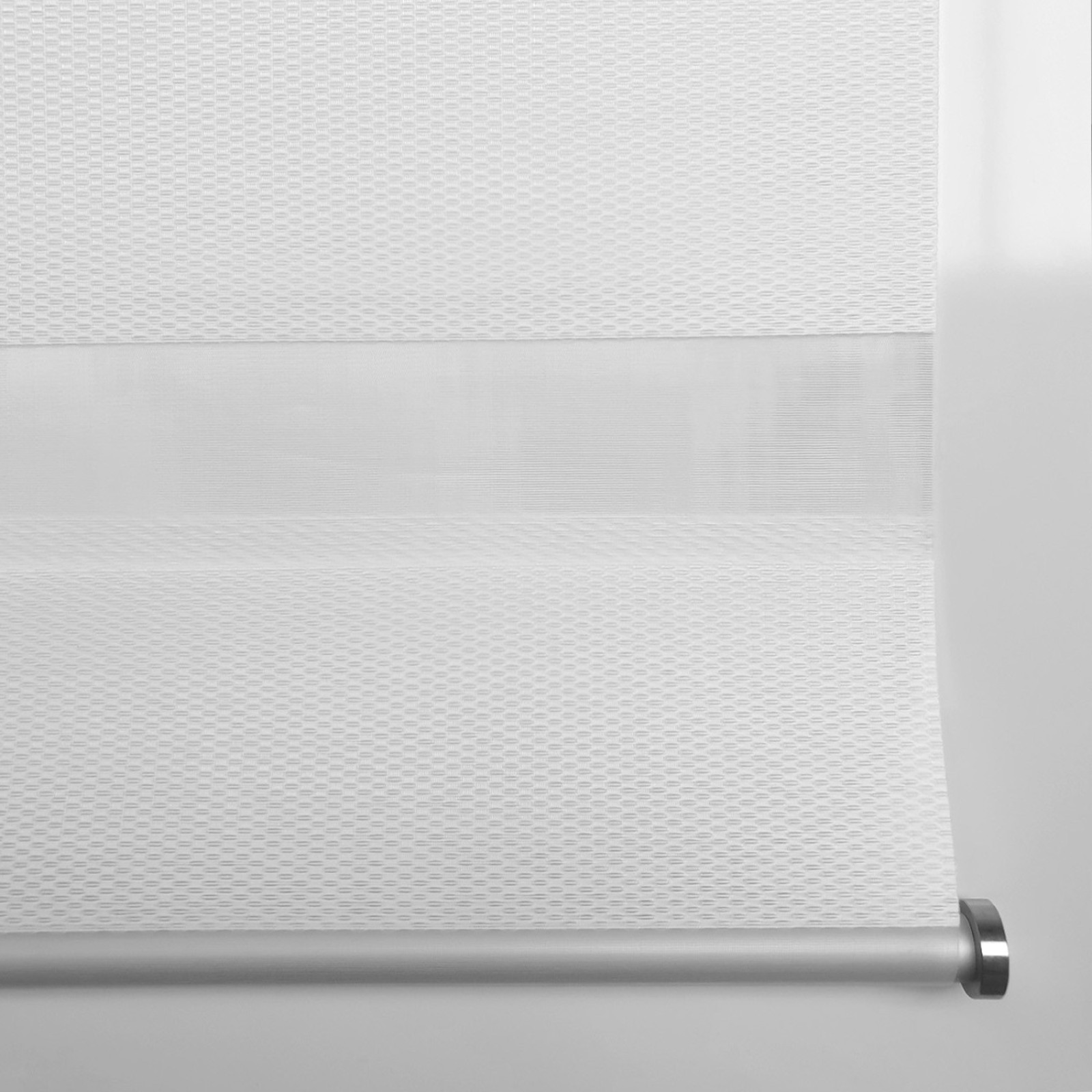Store  enrouleur  Jour Nuit Blanc tamisant | madeco.fr