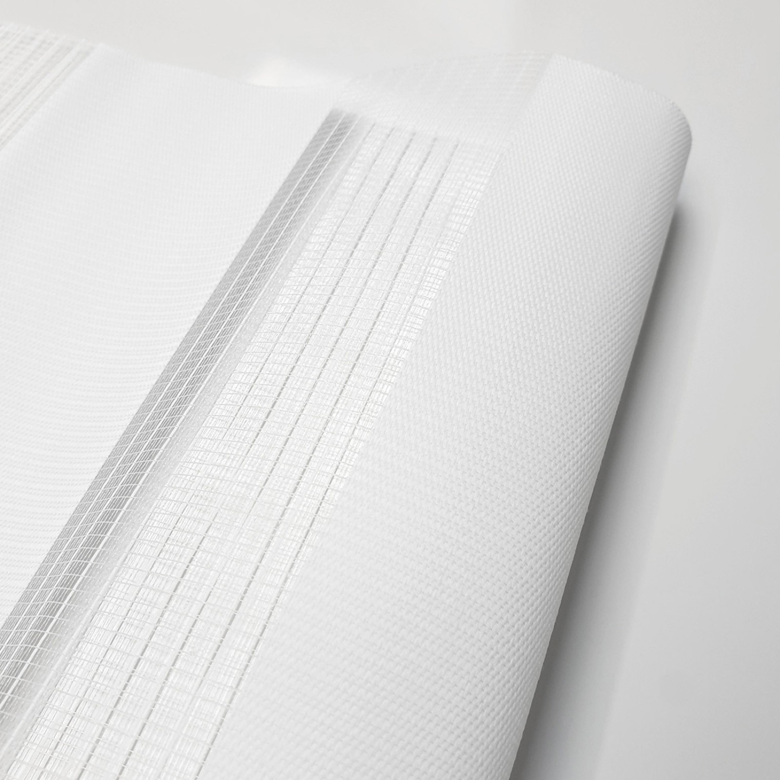 Store enrouleur Jour Nuit sans perçage voile tamisant | madeco.fr