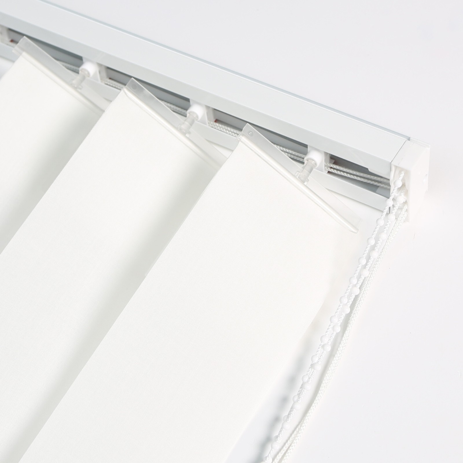 Rail blanc pour lamelles verticales 89mm ouverture centrale