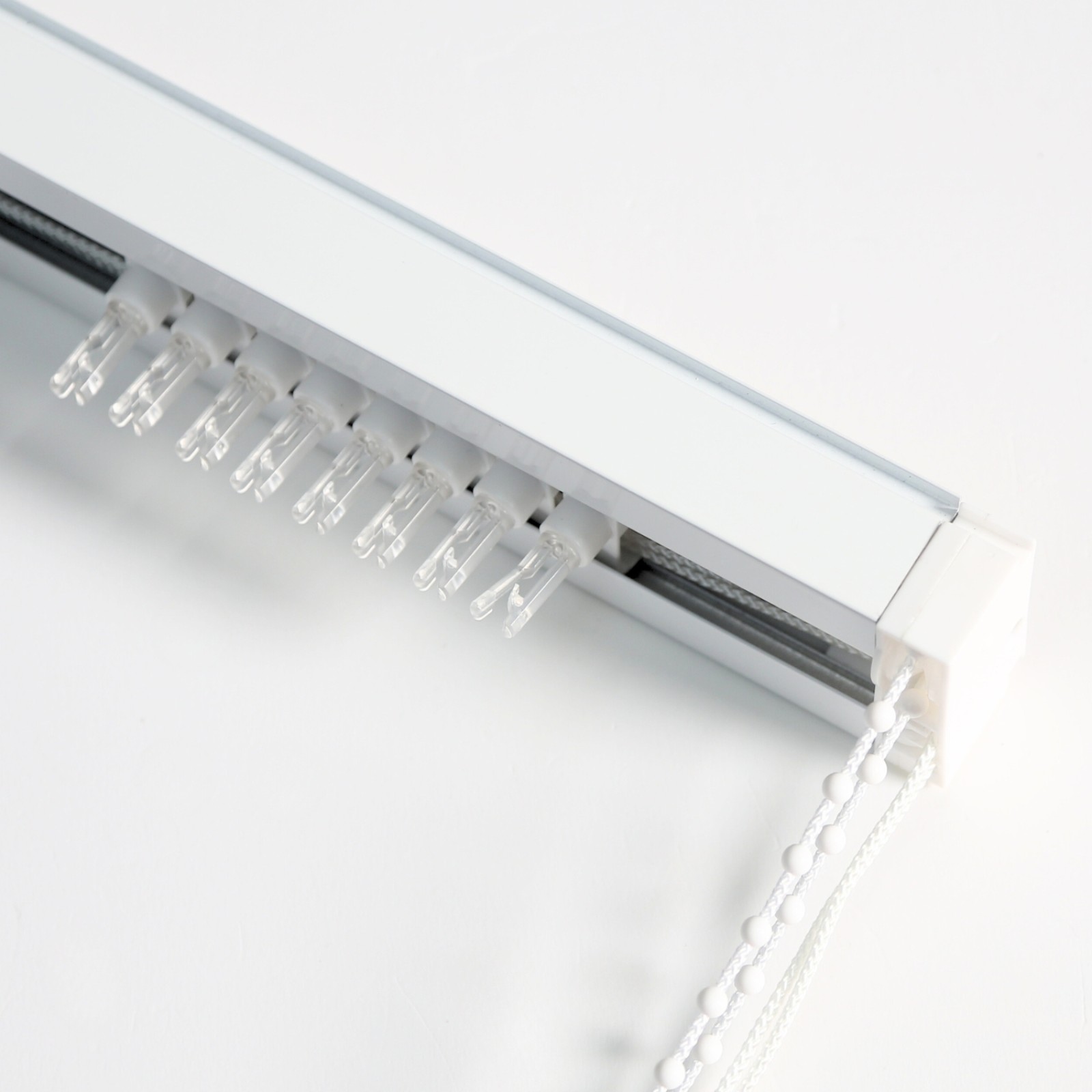 Rail blanc pour lamelles verticales 89mm ouverture centrale