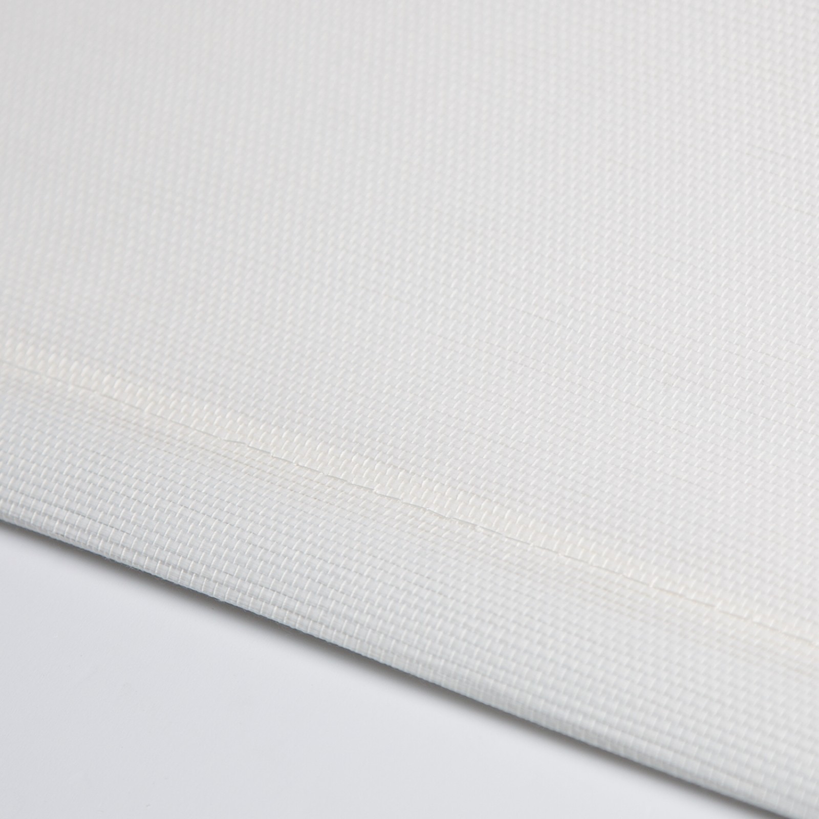 Store enrouleur tamisant structure nature blanc - Essentiel