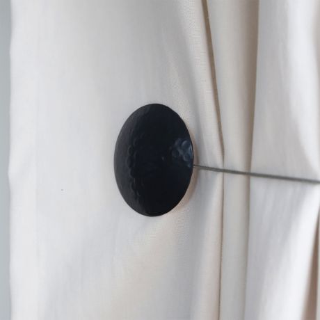 Embrasse à rideaux aimantée métal Raw - V. Créations