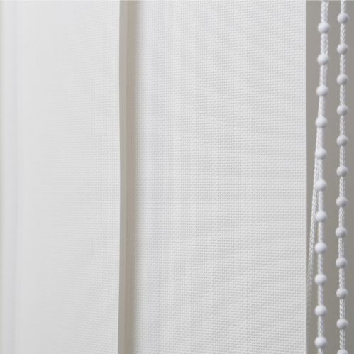 Zoom tissu lamelles Screen blanc sans chainette pour store californien